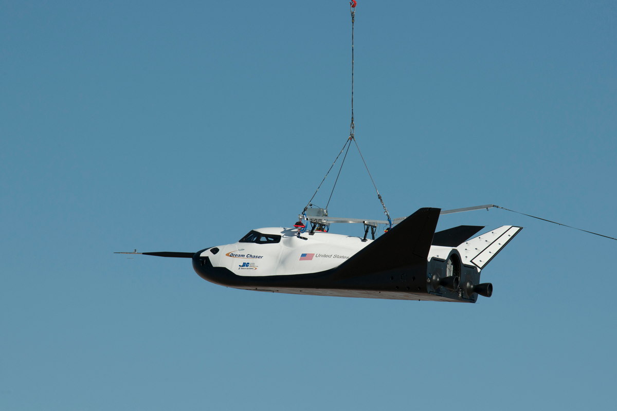Private Space Plane Suffers Landing Gear Glitch in Drop Test